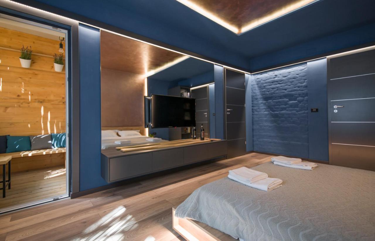 Elisabetin Residence: And Unique Design Apartment