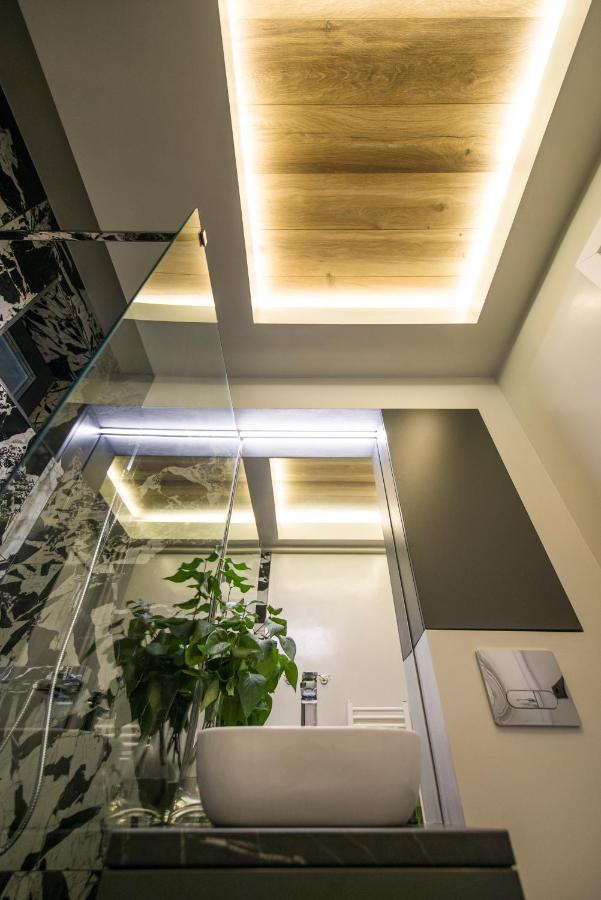 Elisabetin Residence: And Unique Design Apartment